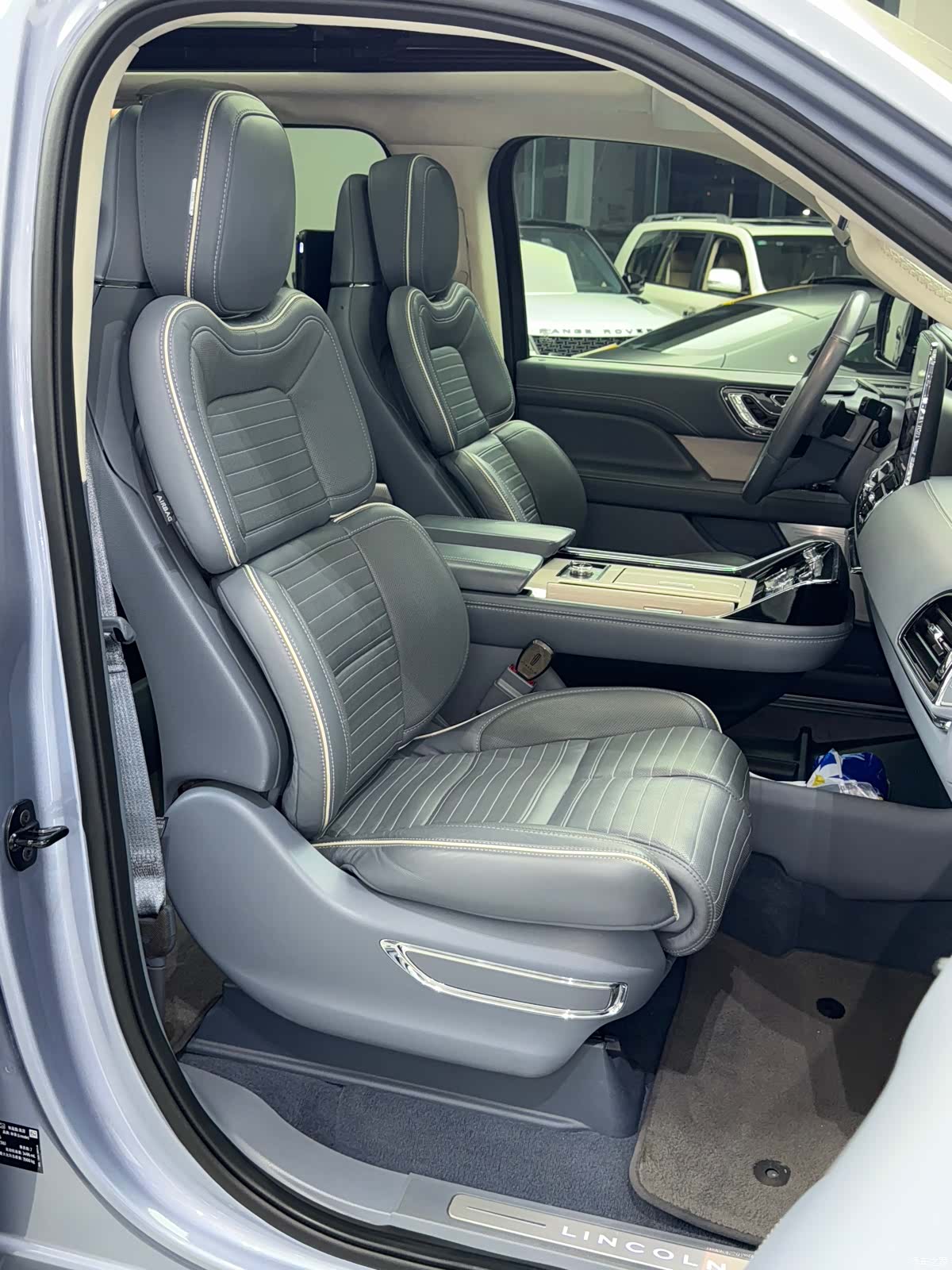 Lincoln Navigator, 2019 7