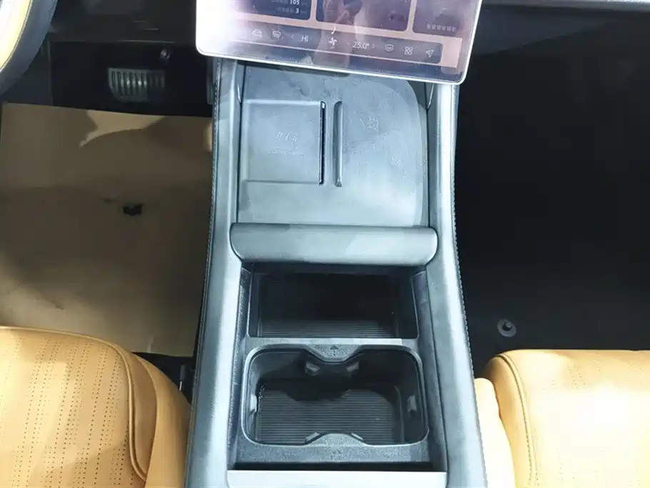 Geely Galaxy Galaxy L7