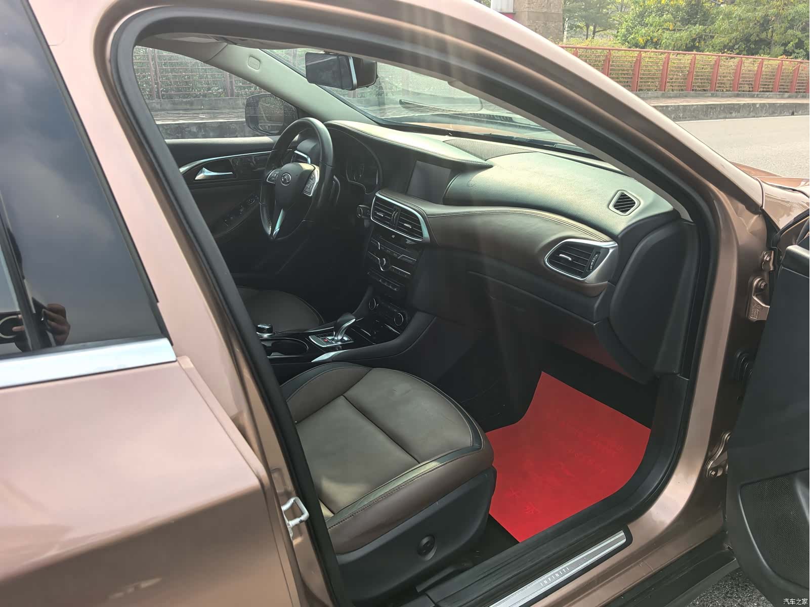 Infiniti QX30, 2018 20