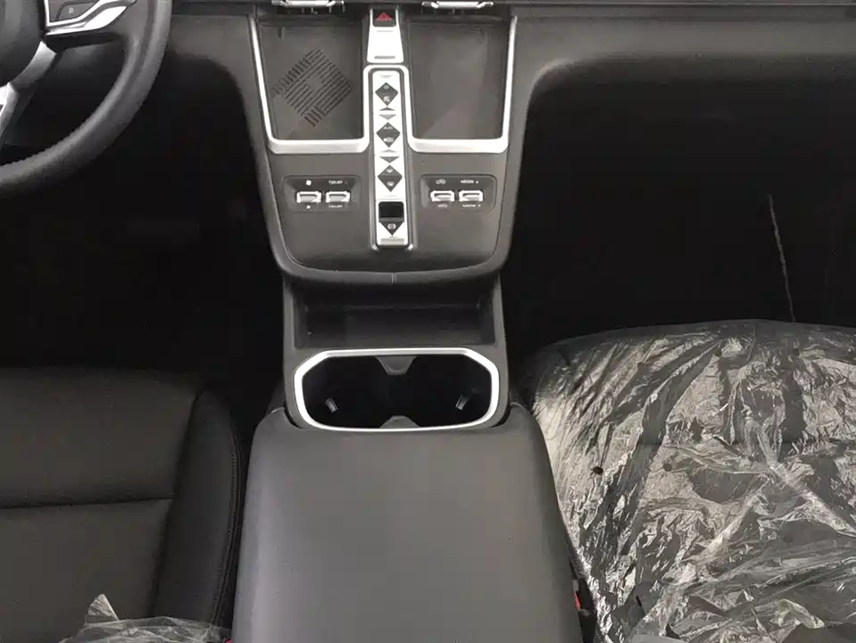 Haval Xiaolong MAX Haval Xiaolong MAX