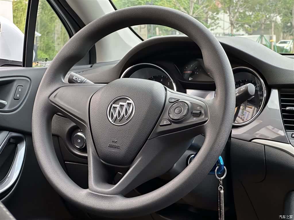 Buick Verano, 2017 12