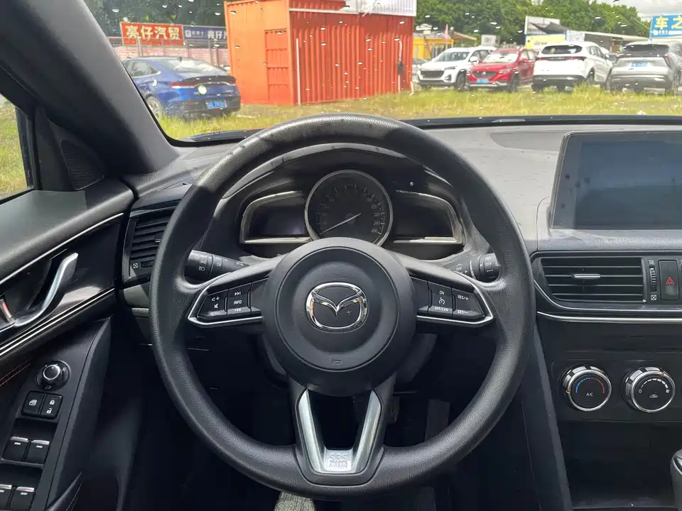Mazda CX-4