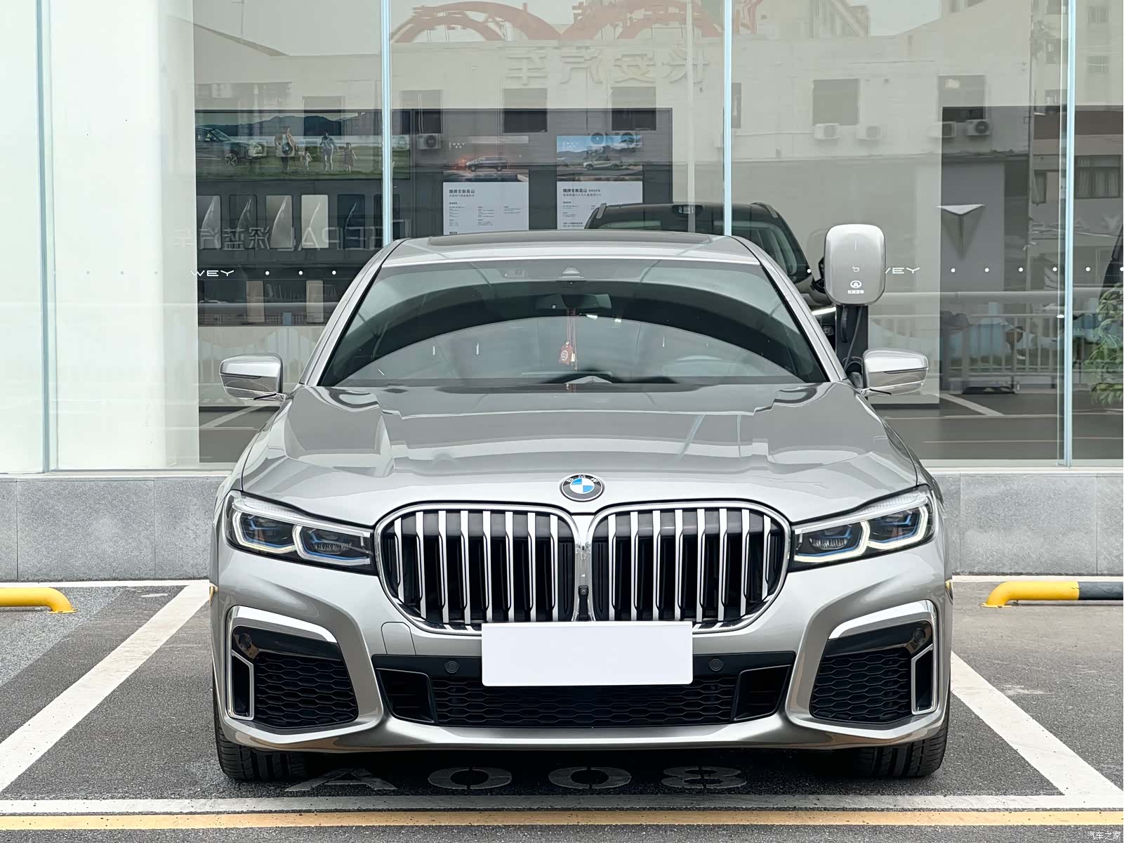 BMW 7 Series, 2020 2
