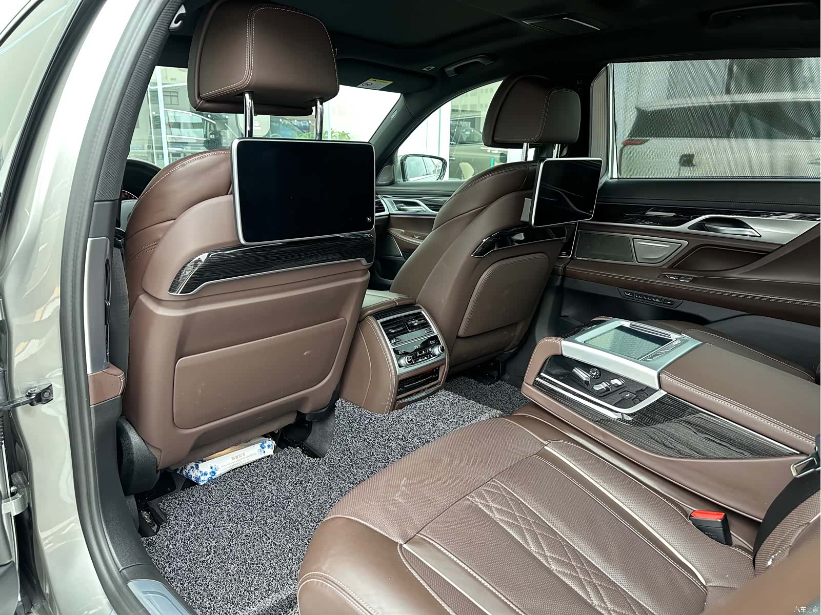 BMW 7 Series, 2020 13