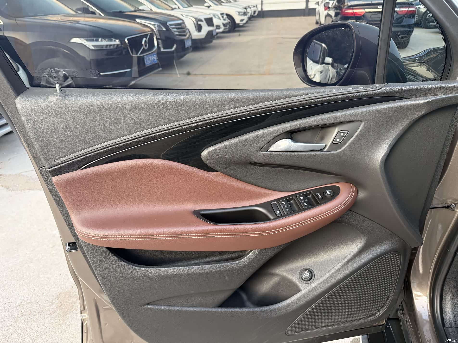 Buick Envision Plus, 2018 3