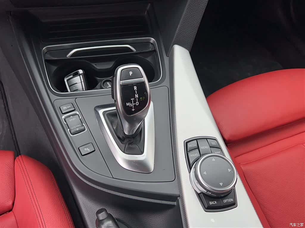 BMW 3 Series, 2016 11