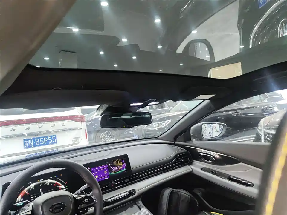 Trumpchi Shadow Leopard