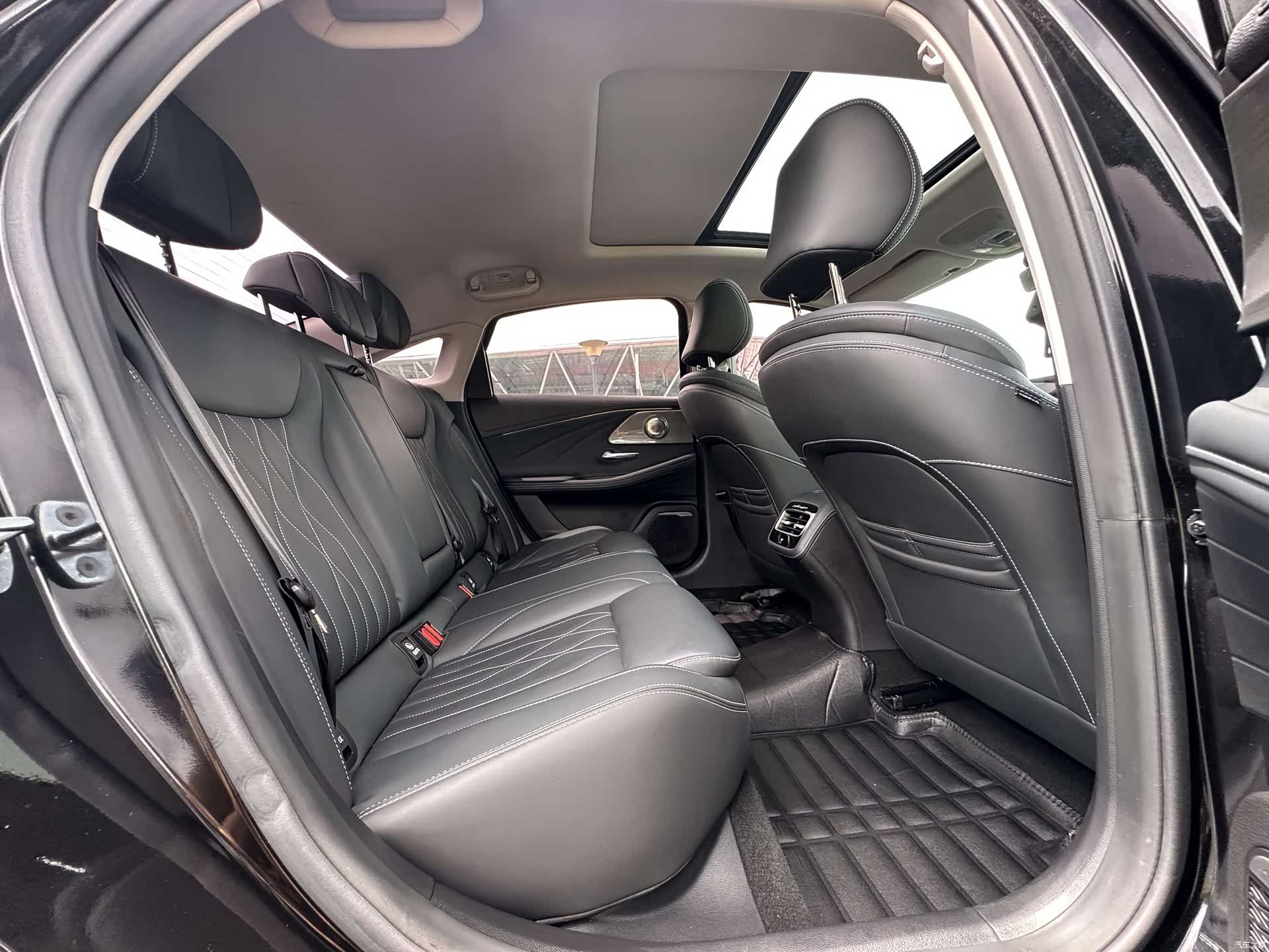 Chery Arrizo 8, 2024 15