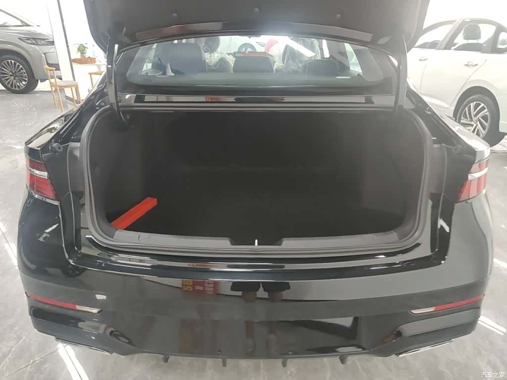 Geely Preface, 2026 19