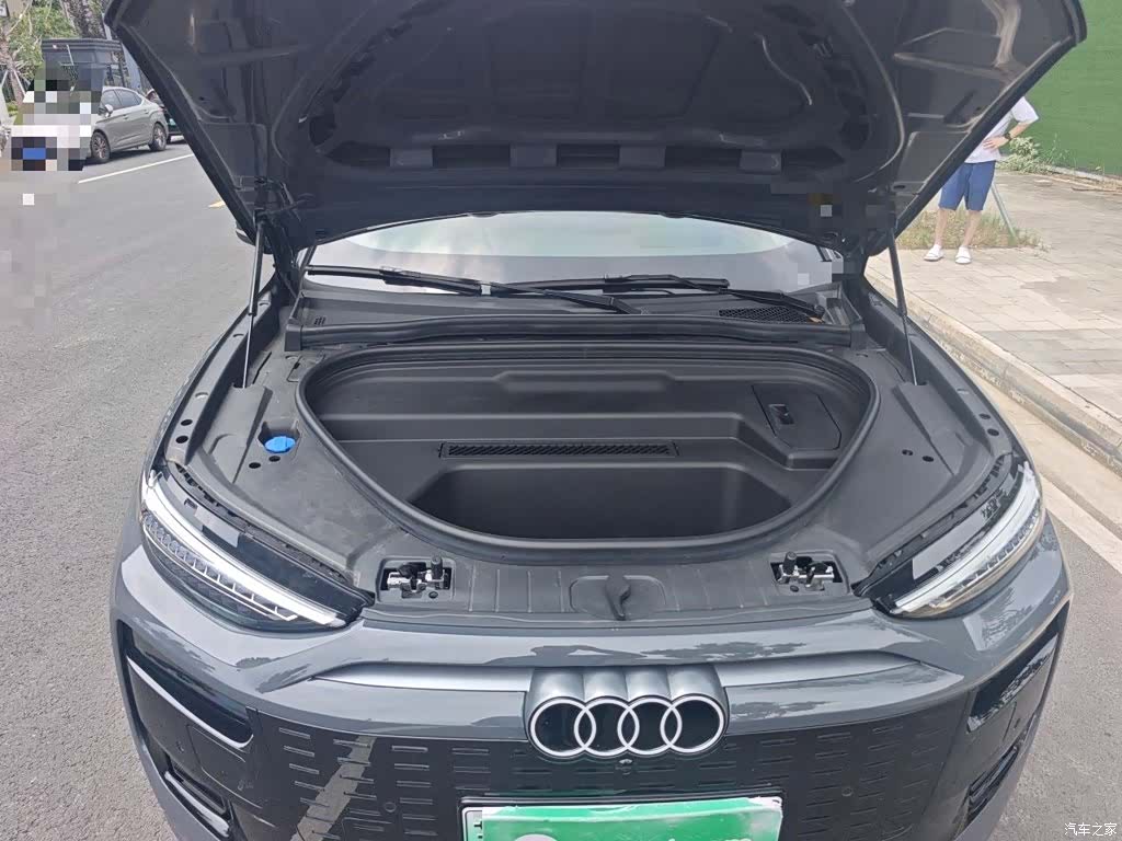 Audi e-tron, 2026 21