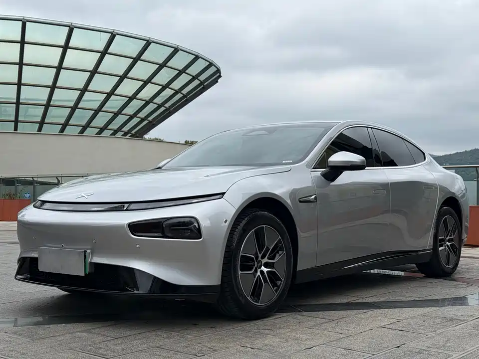XPENG P7