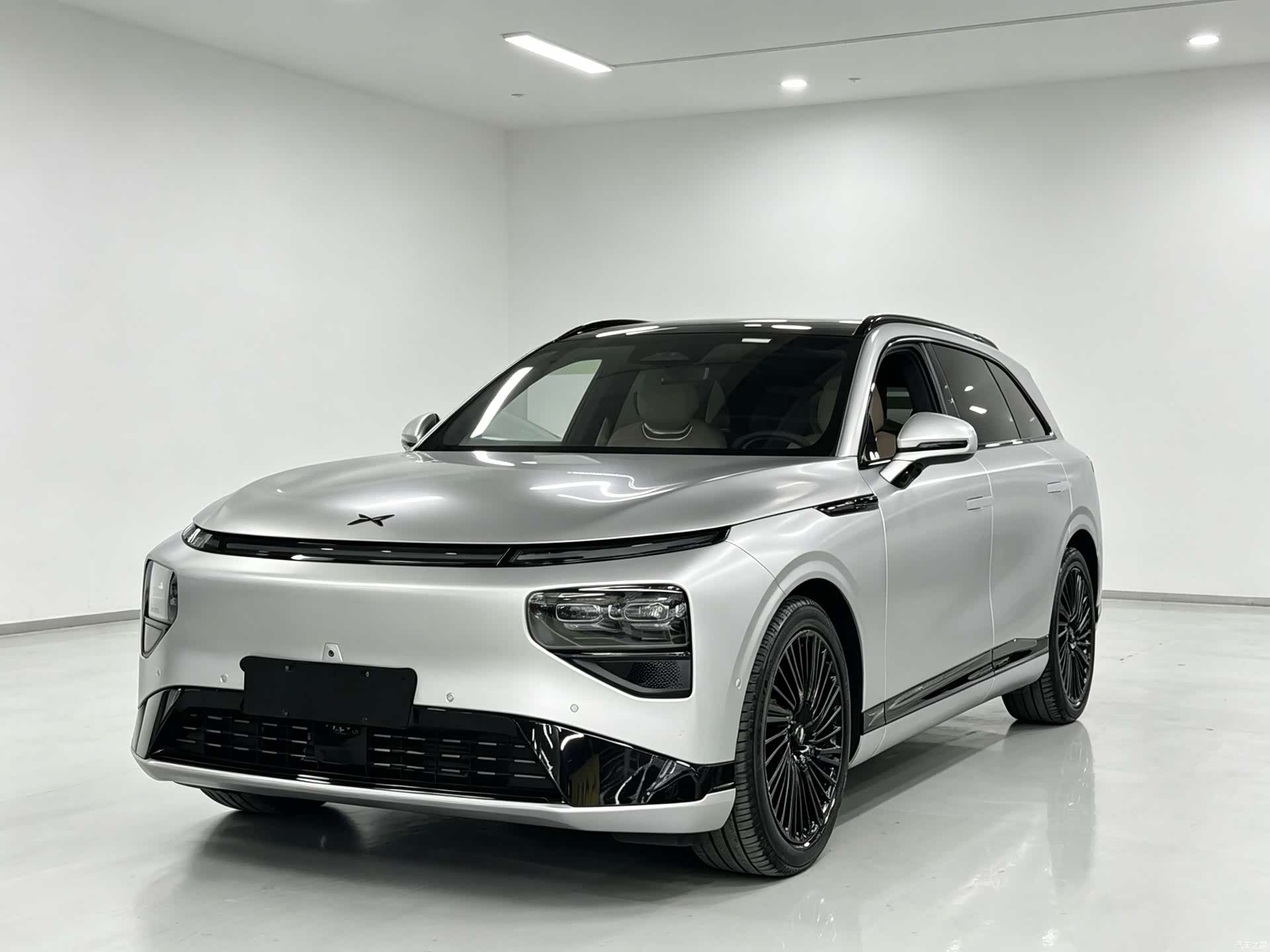 Xpeng G9