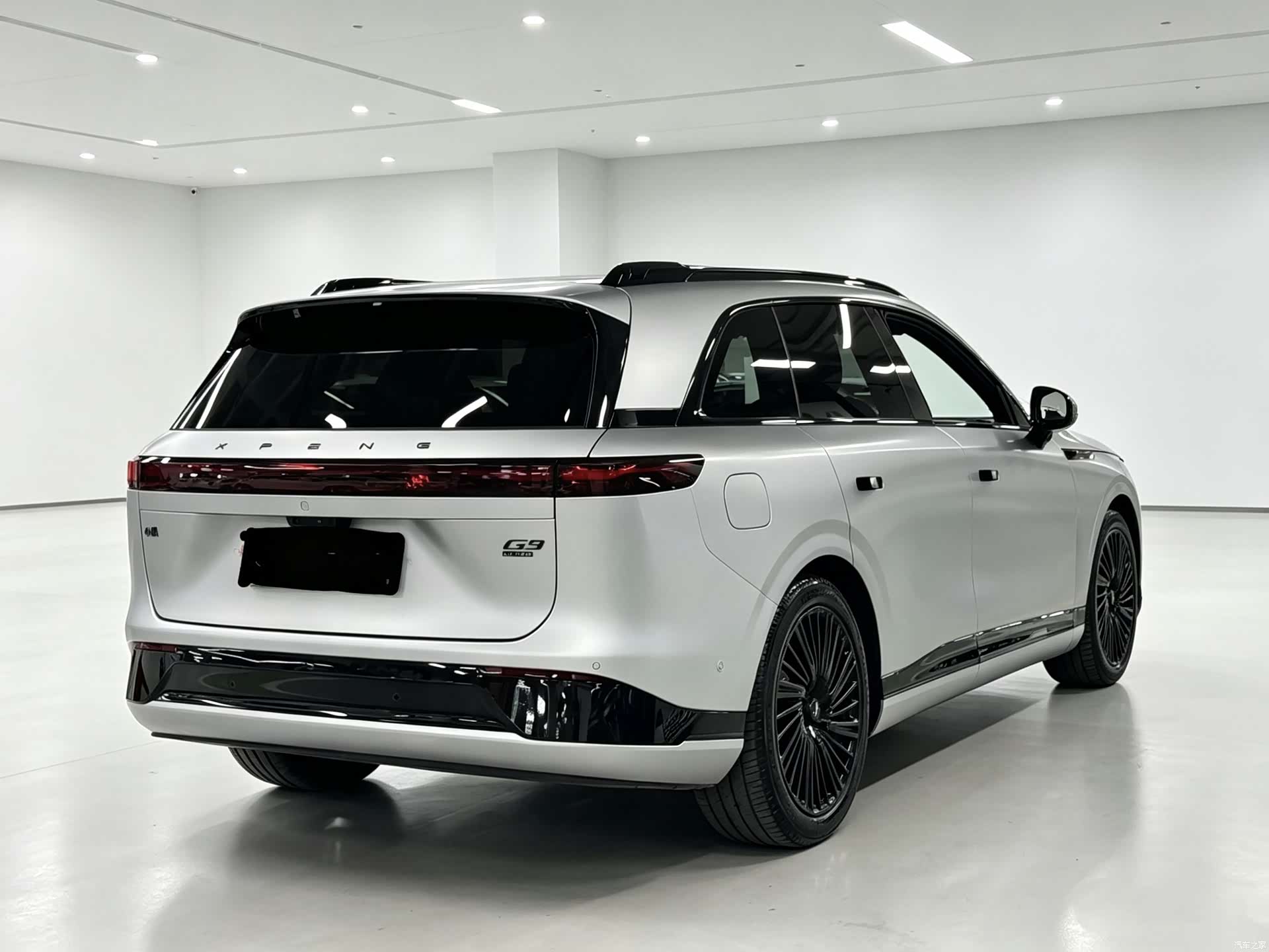 Xpeng G9, 2025 7