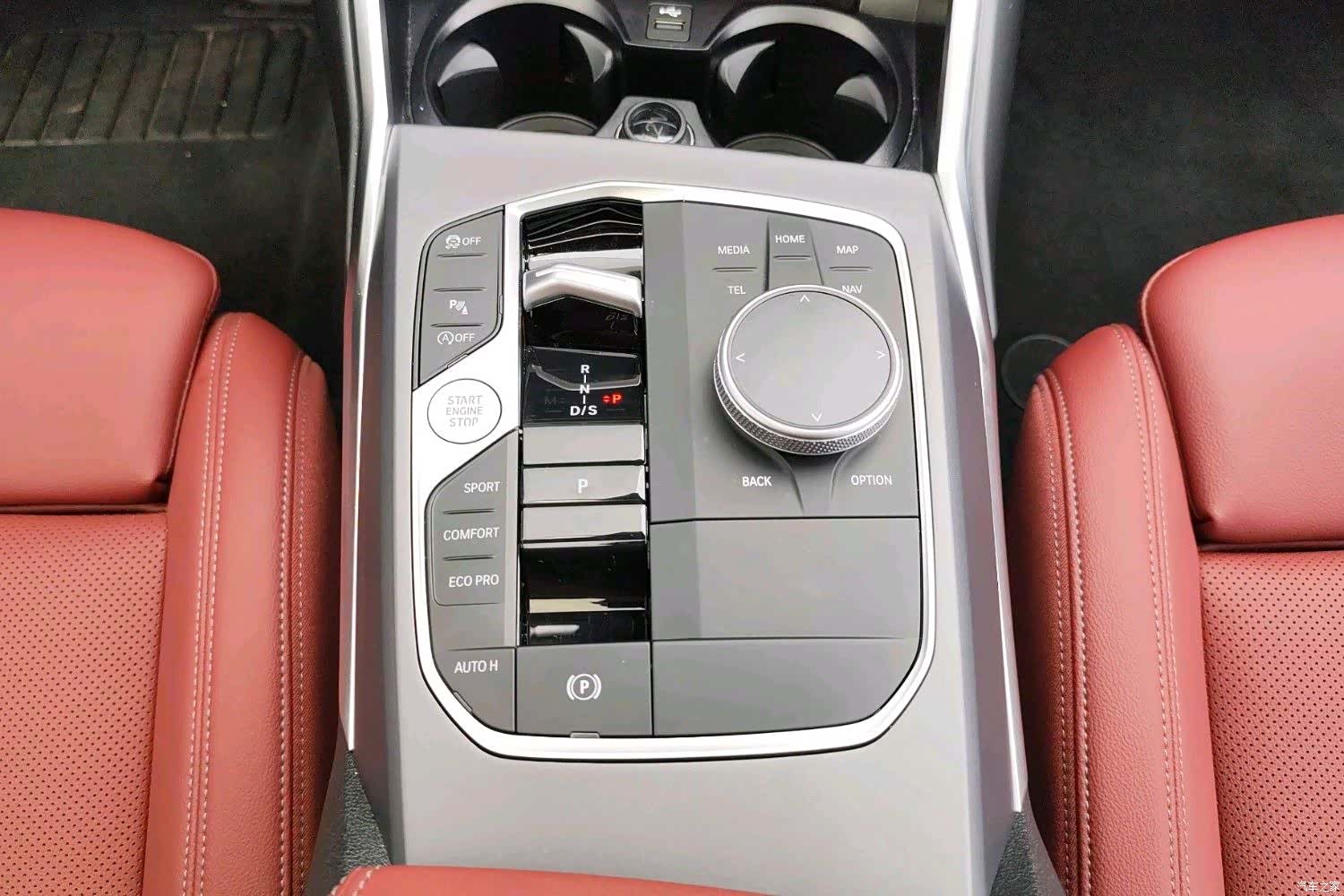 BMW 3 Series, 2025 10
