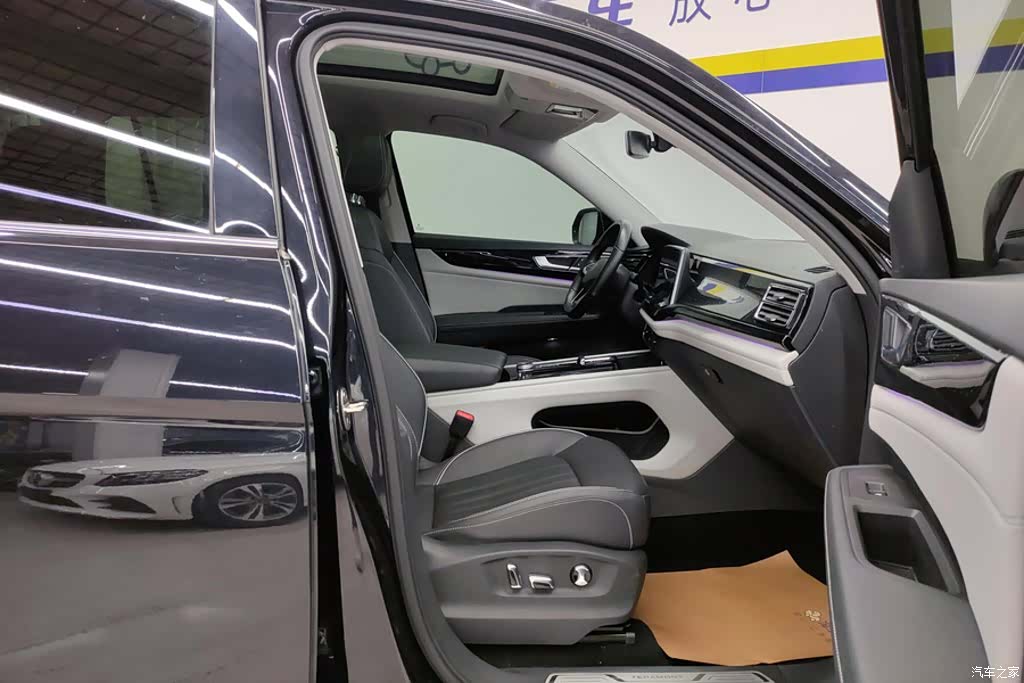 Volkswagen Teramont, 2021 8