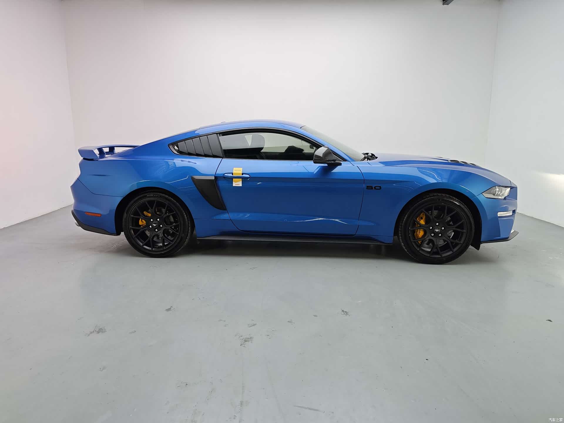 Ford Mustang, 2021 7