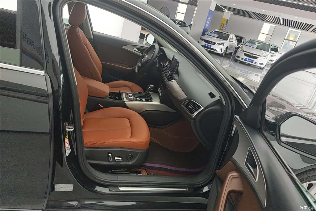 Audi A6L, 2018 8