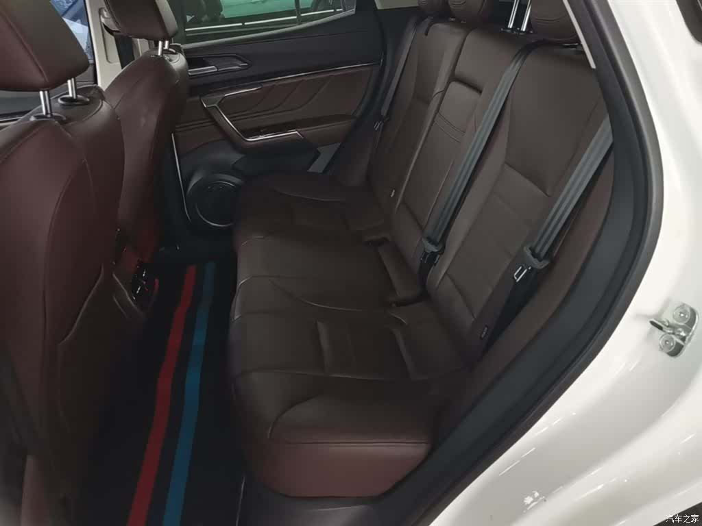 WEY VV5, 2018 17
