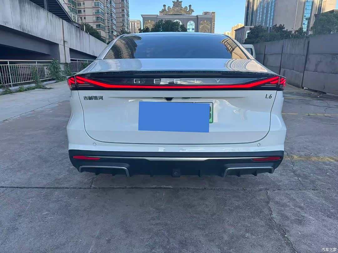 Geely Galaxy L6, 2024 12