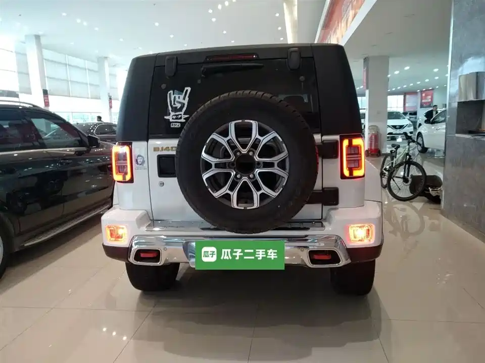 Beijing BJ40