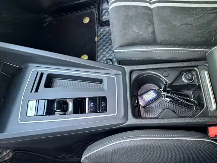 Volkswagen Golf 高尔夫 2021款 280TSI DSG R-Line: миниатюра 7