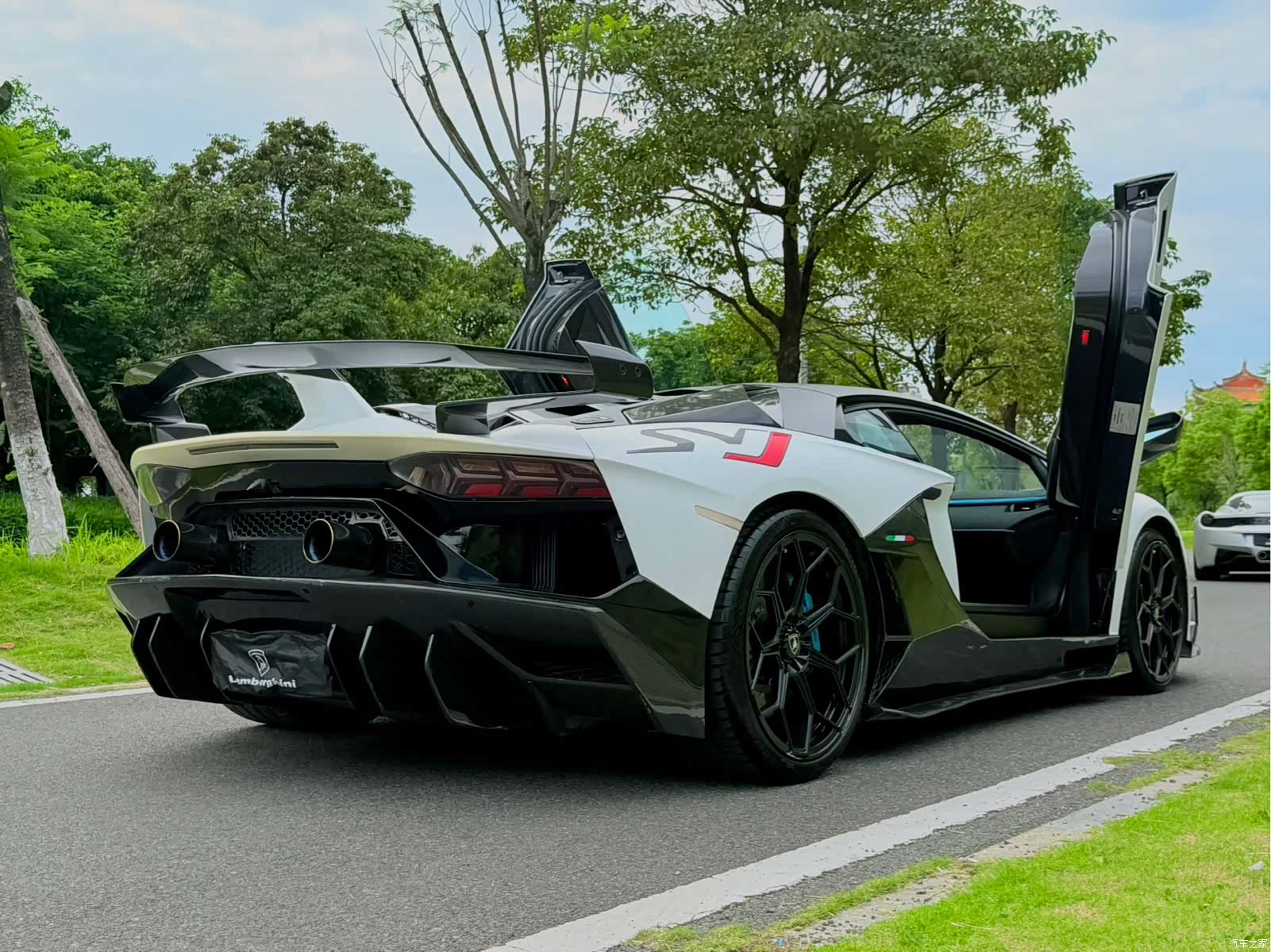 Lamborghini Aventador, 2012 22