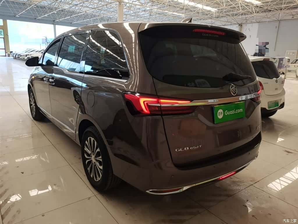 Buick GL8, 2021 все фото