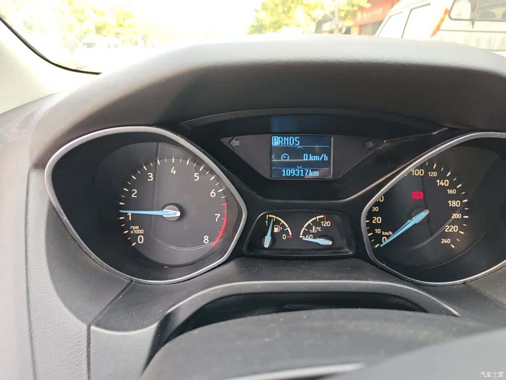 Ford Focus, 2016 13