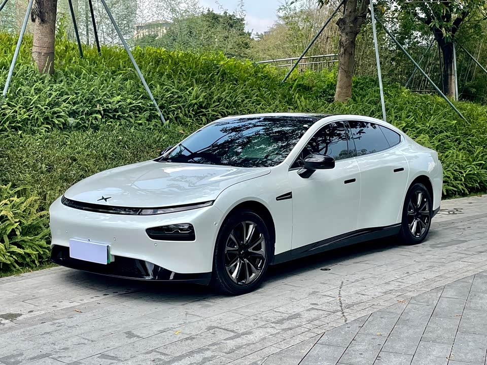XPENG P7