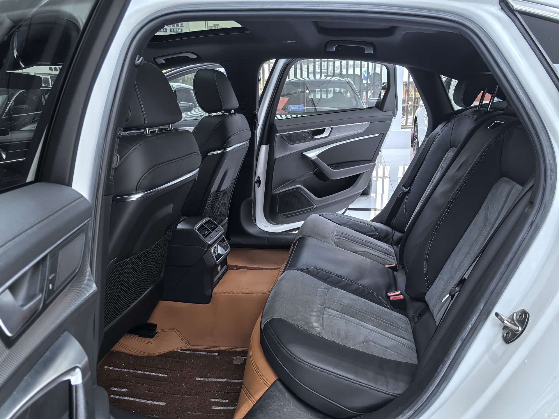 Audi A6L, 2021 11