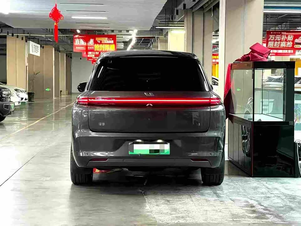 Li Auto Ideal L8