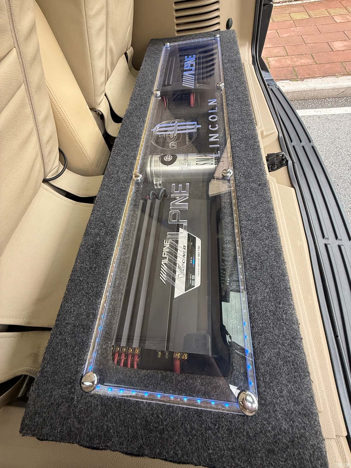Lincoln Navigator, 2010 15