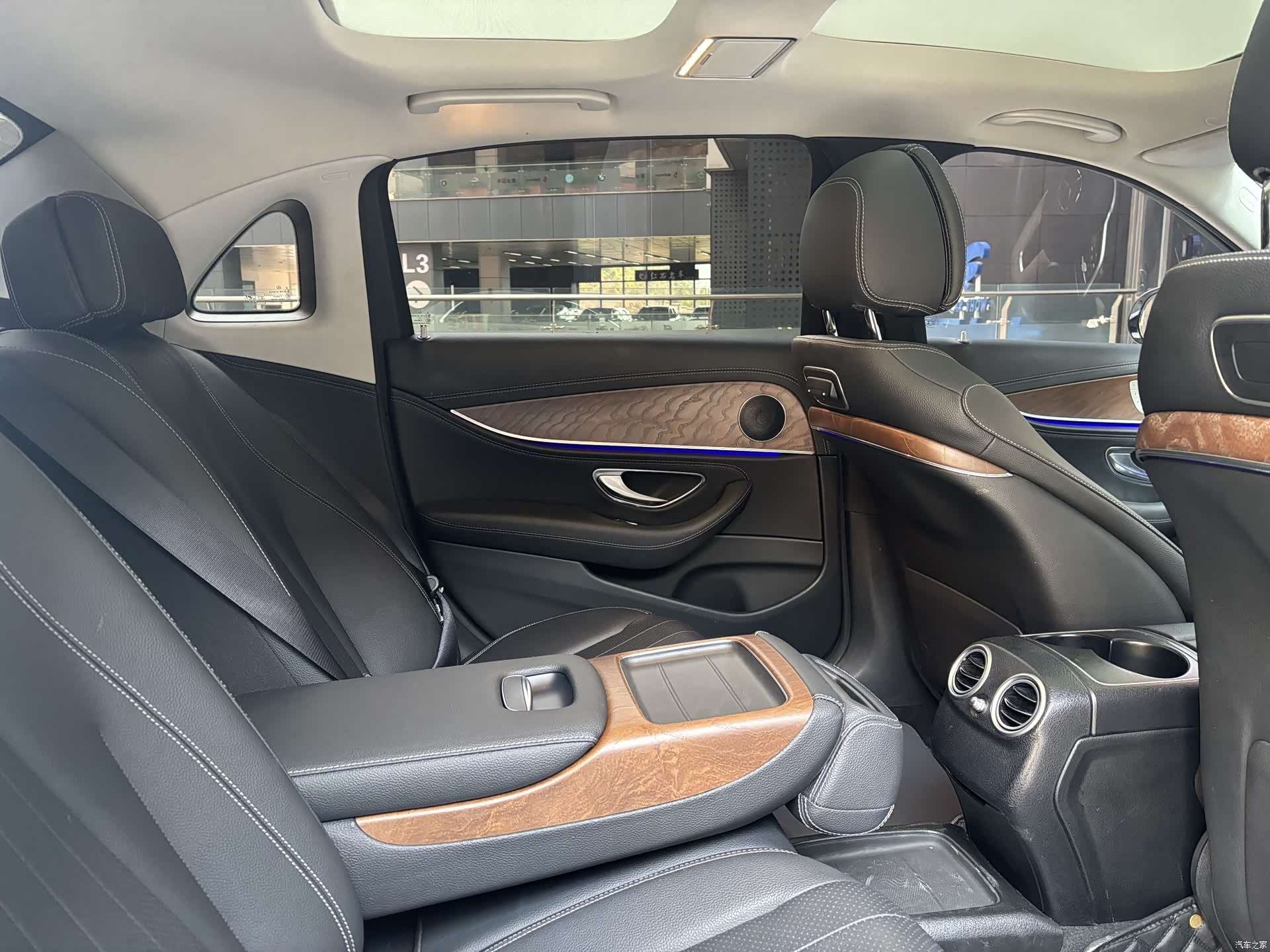 Mercedes-Benz E-Class, 2019 7