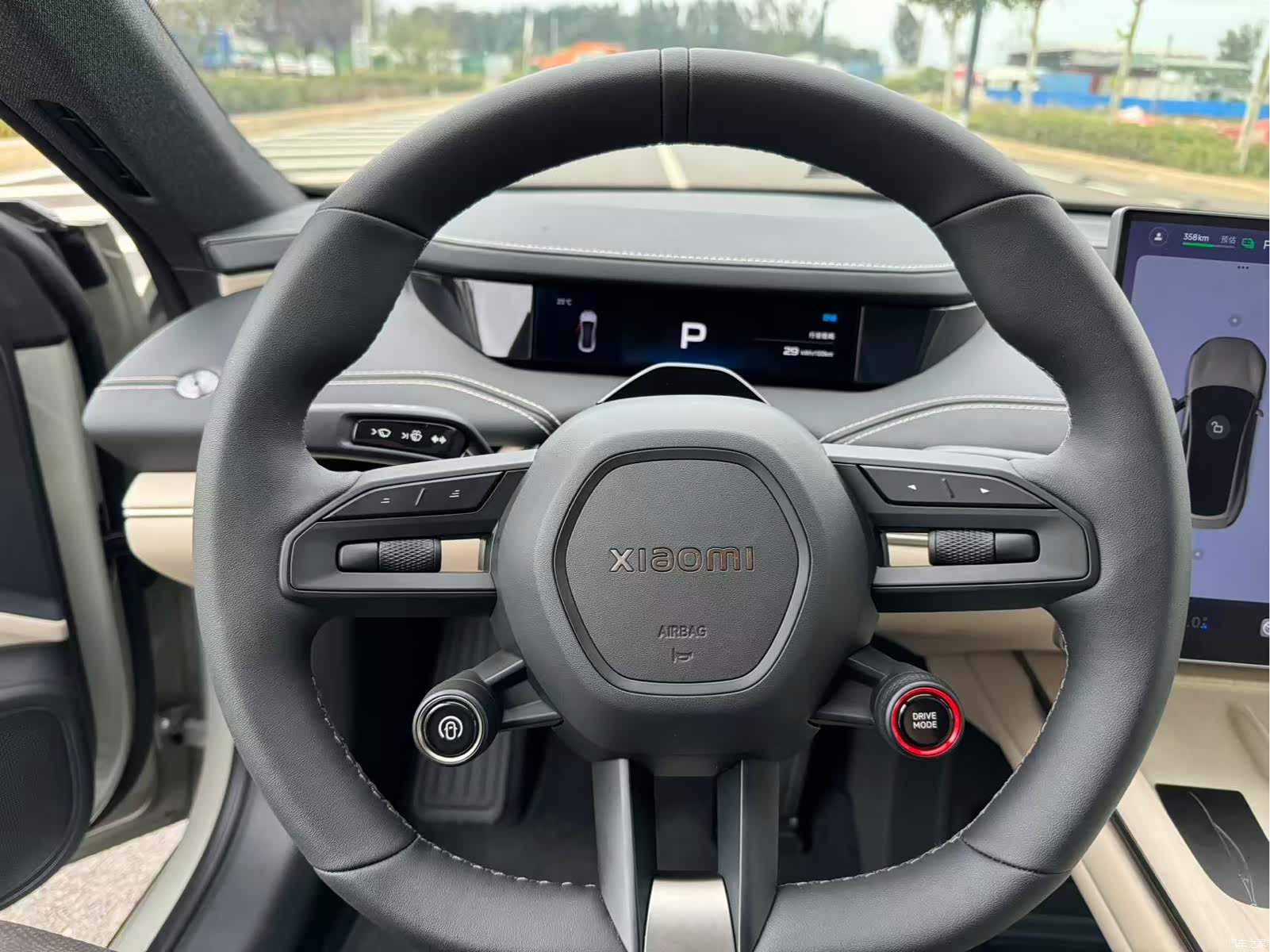 Xiaomi SU7, 2025 11