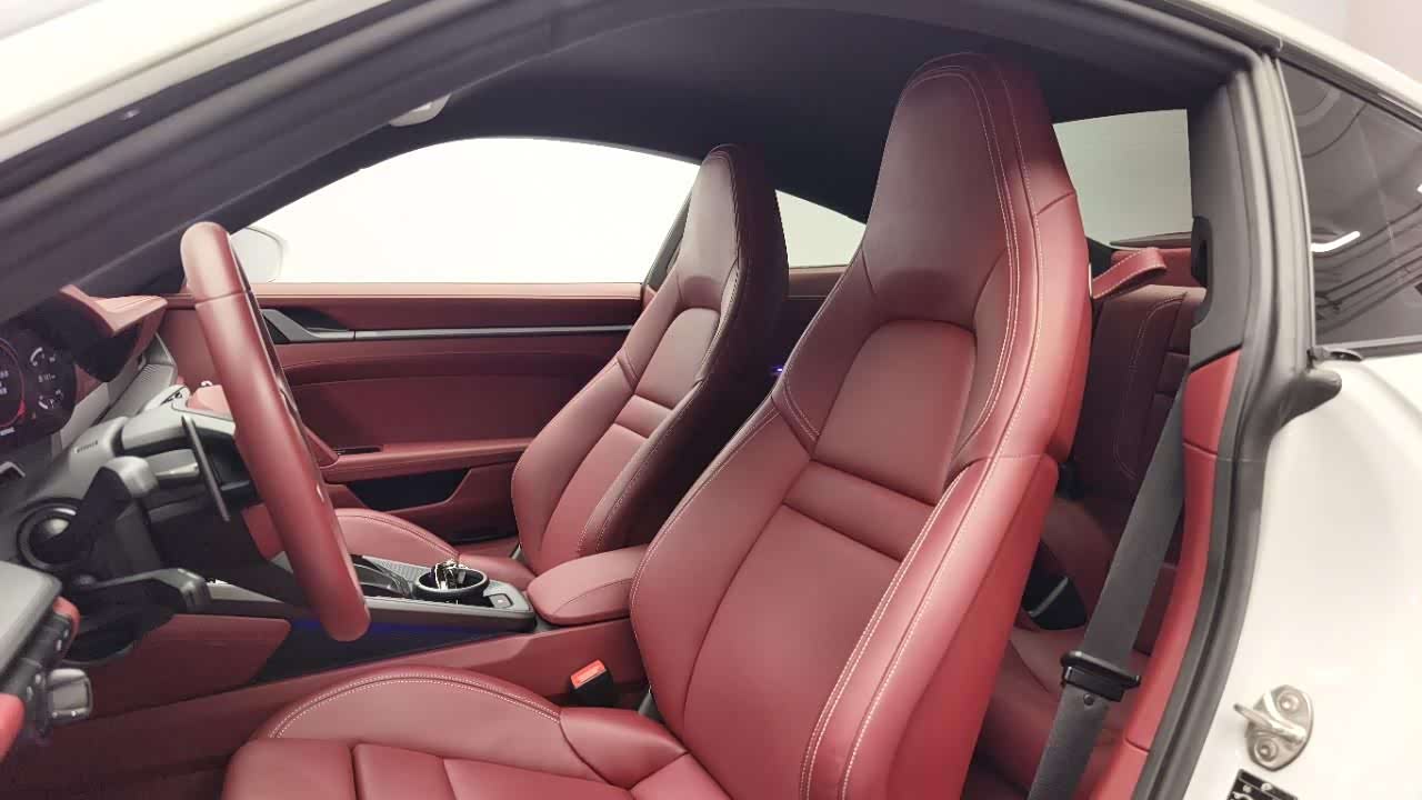 Porsche 911, 2023 12