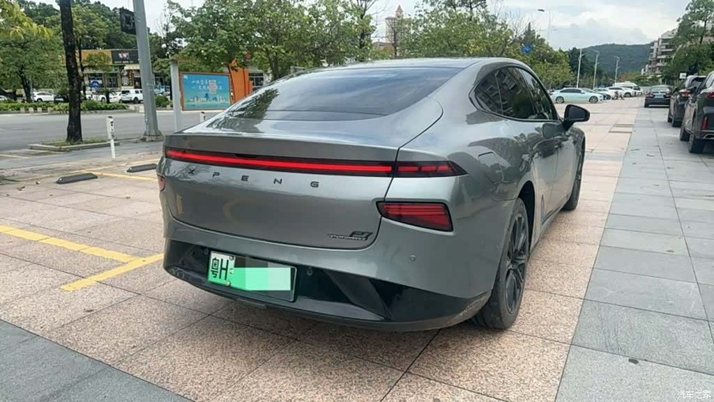 Xpeng P7, 2021 4