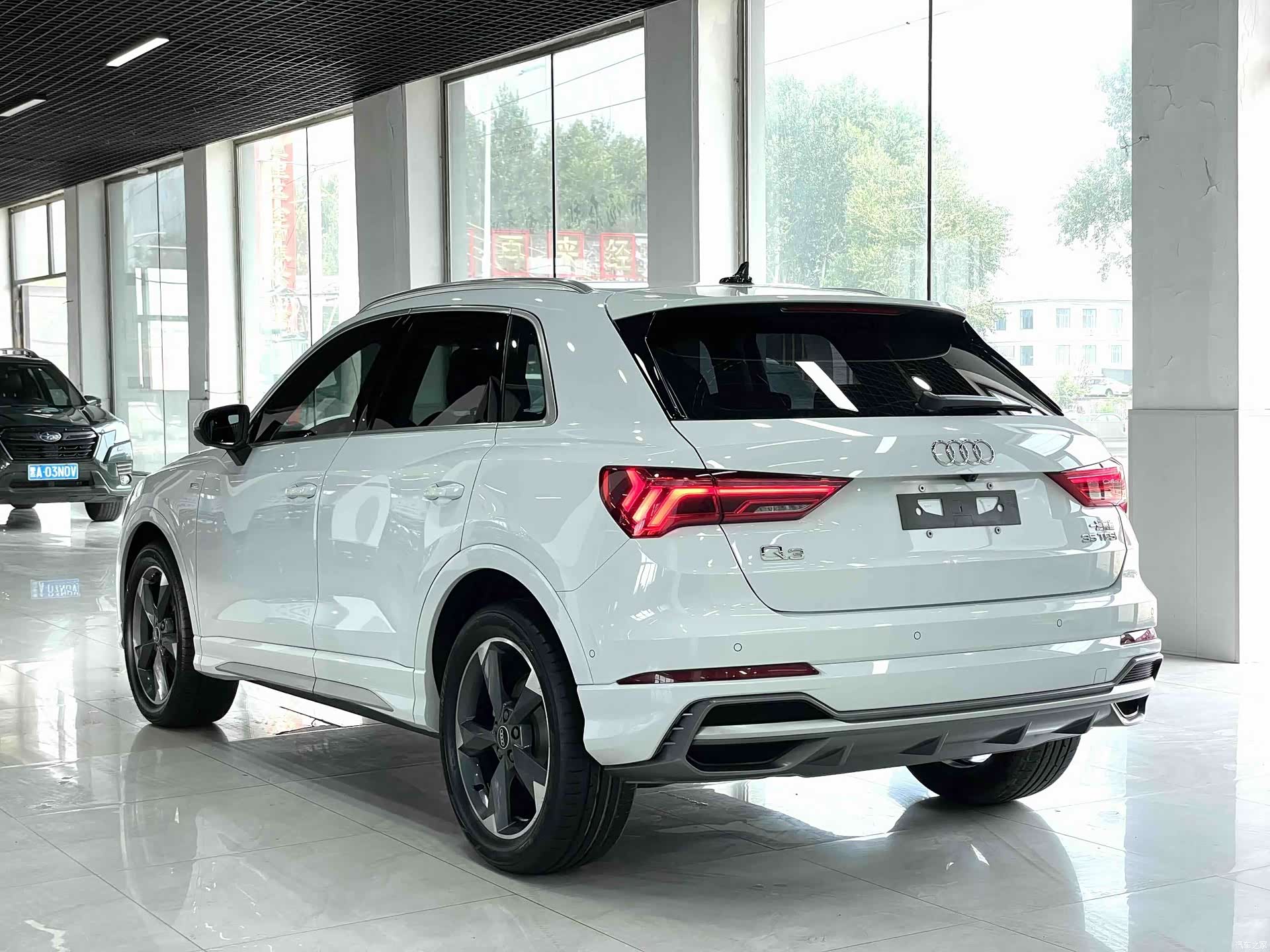 Audi Q3, 2022 4