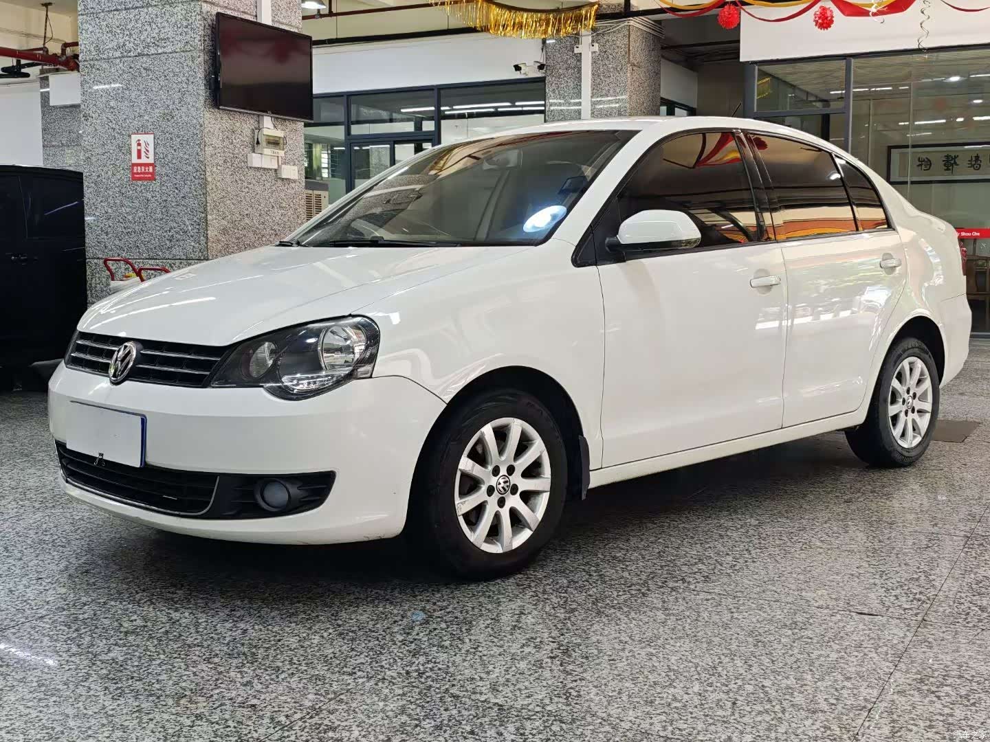 Volkswagen Polo, 2012 1