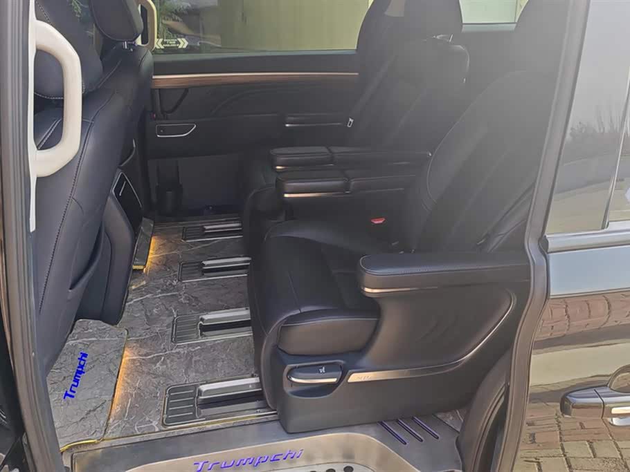 Trumpchi Trumpchi M8