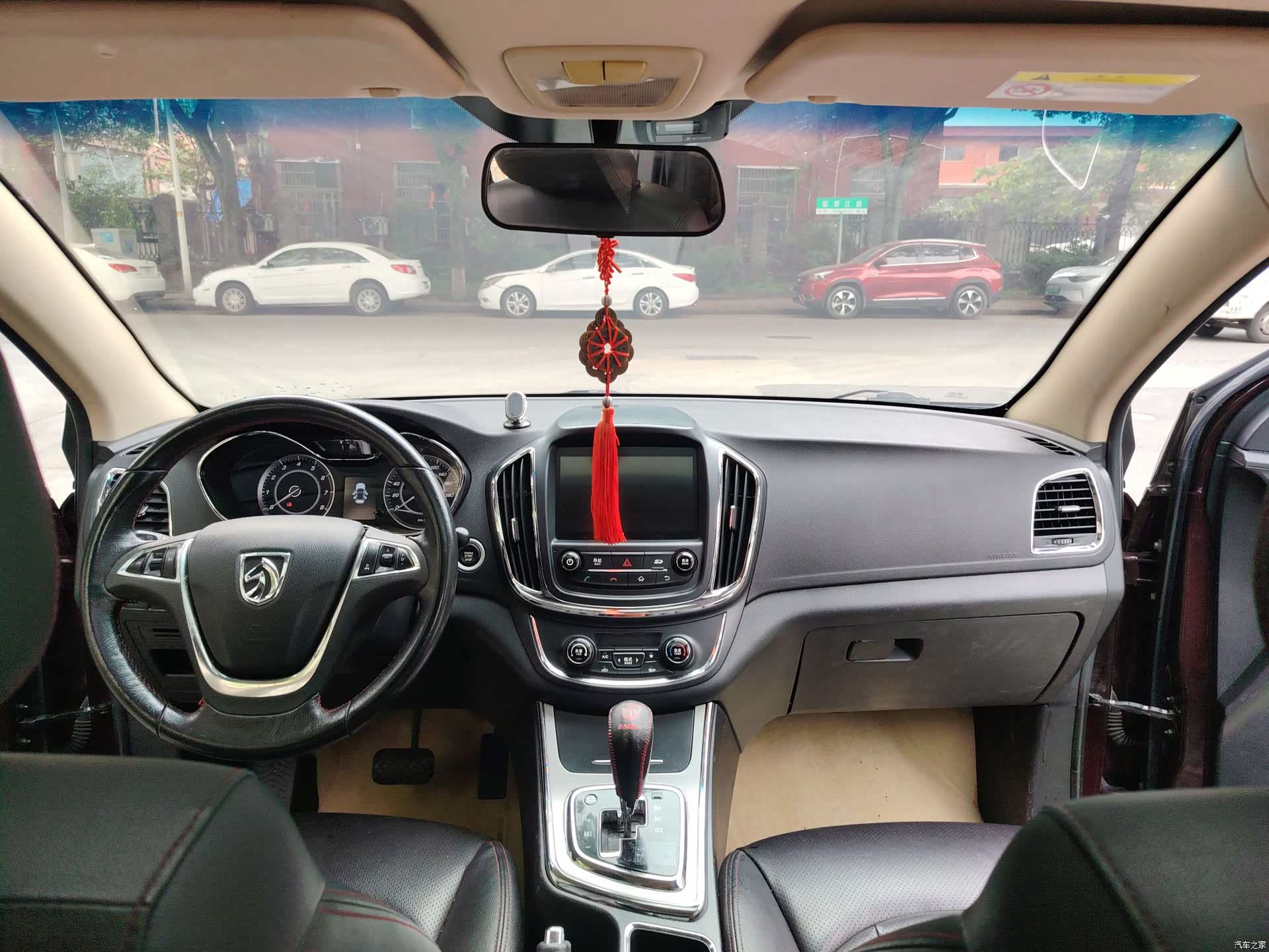 Wuling 560, 2017 4