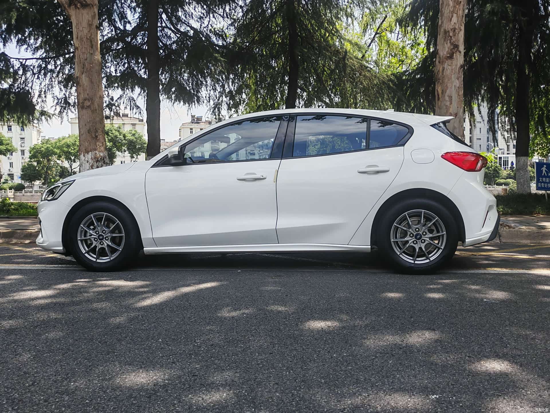 Ford Focus, 2019 22