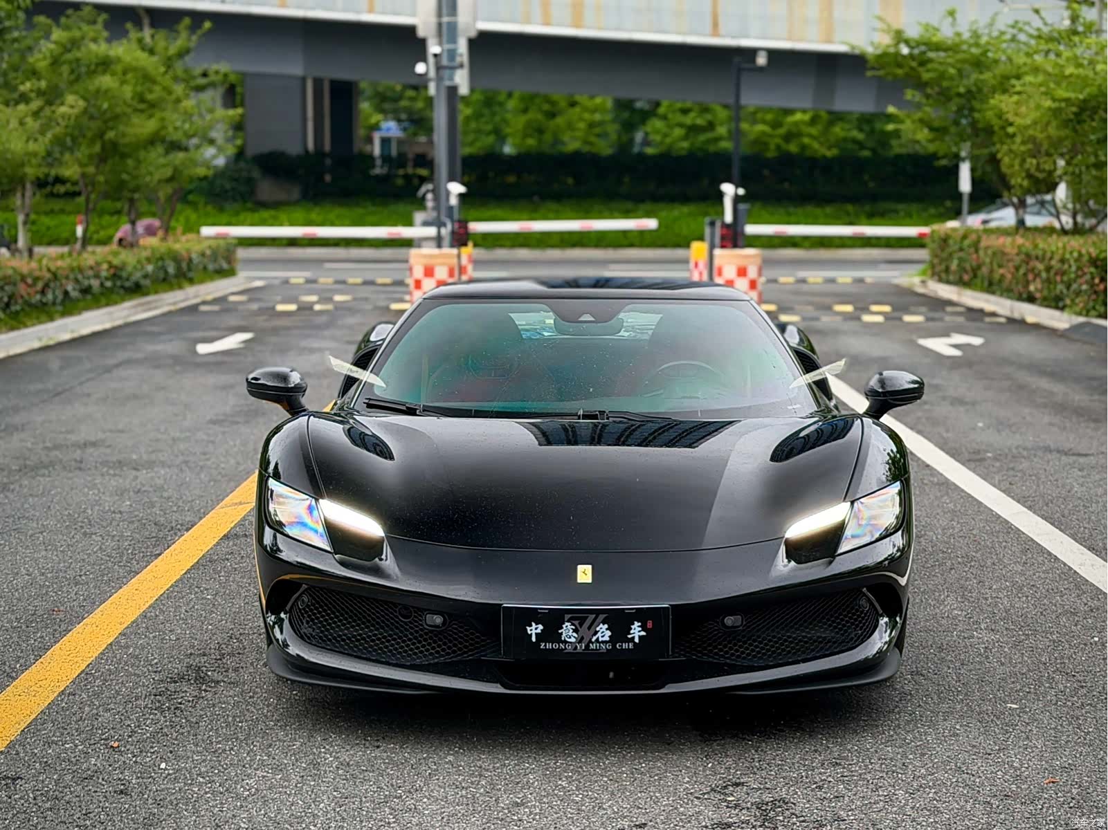 Ferrari 296, 2023 2