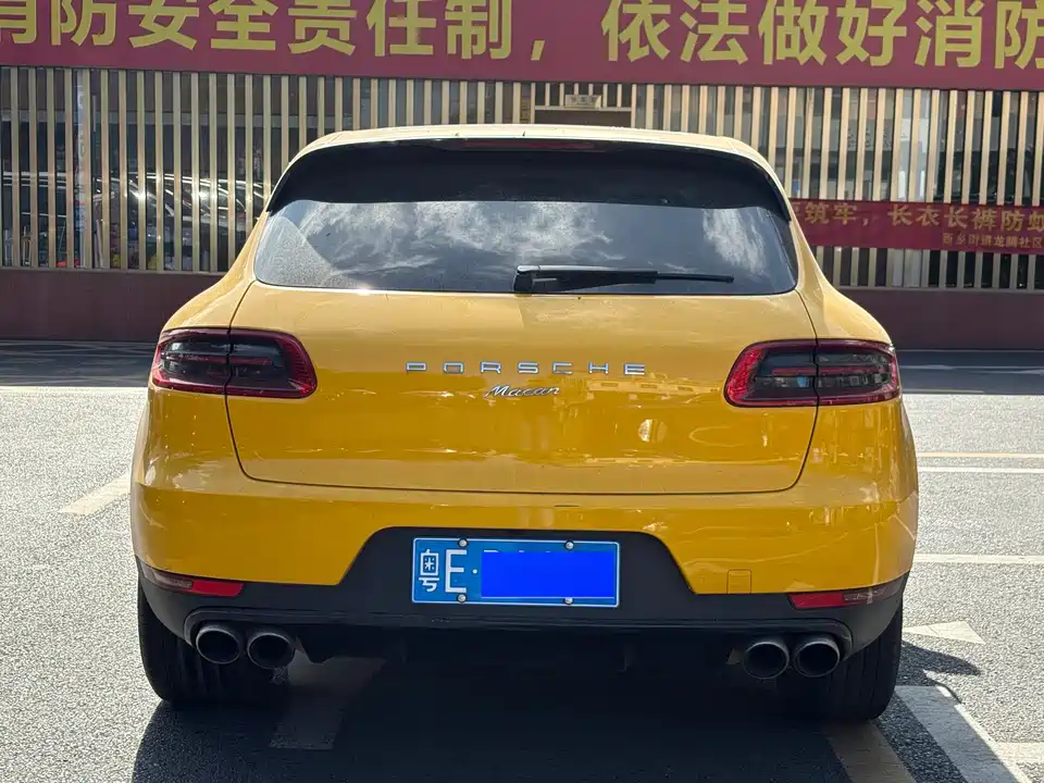 Porsche Macan