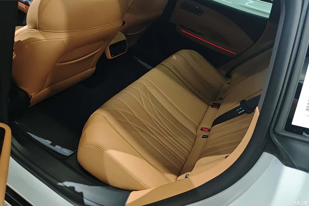 Geely 8, 2026 11