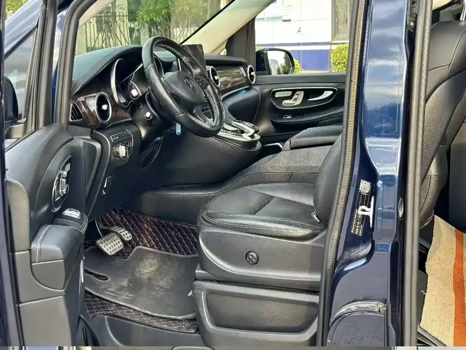 Mercedes-Benz V-class Mercedes-Benz V-class