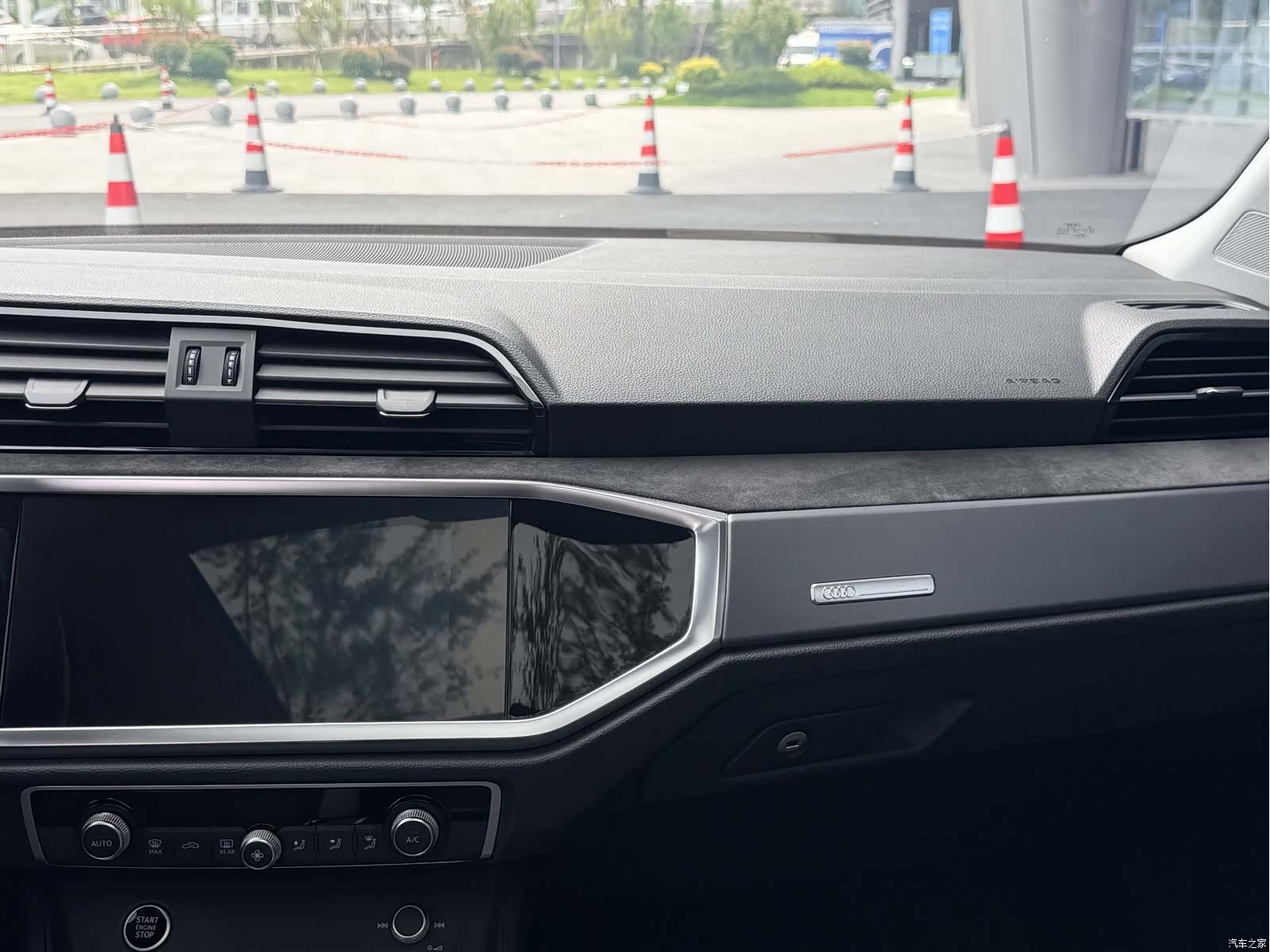 Audi Q3, 2021 18
