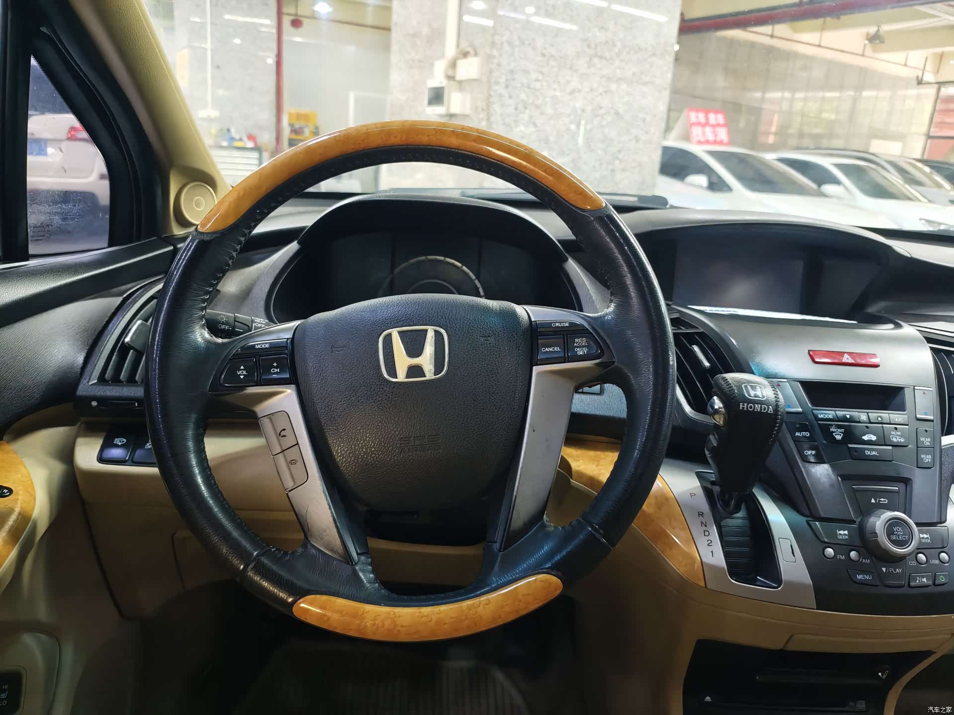Honda Odyssey, 2011 11