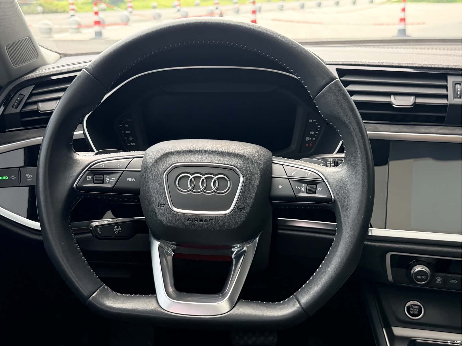 Audi Q3, 2021 17