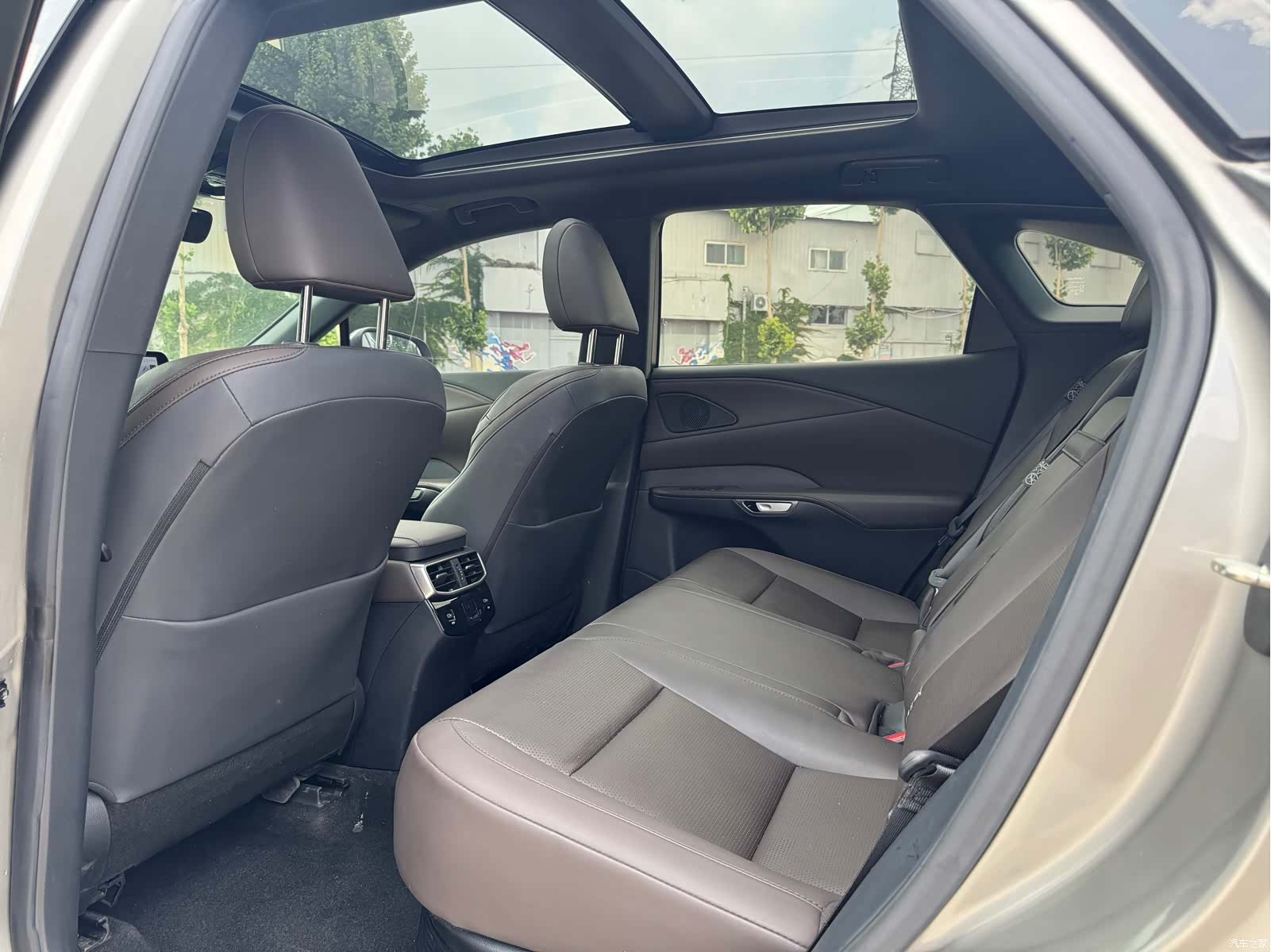 Lexus RX, 2024 11