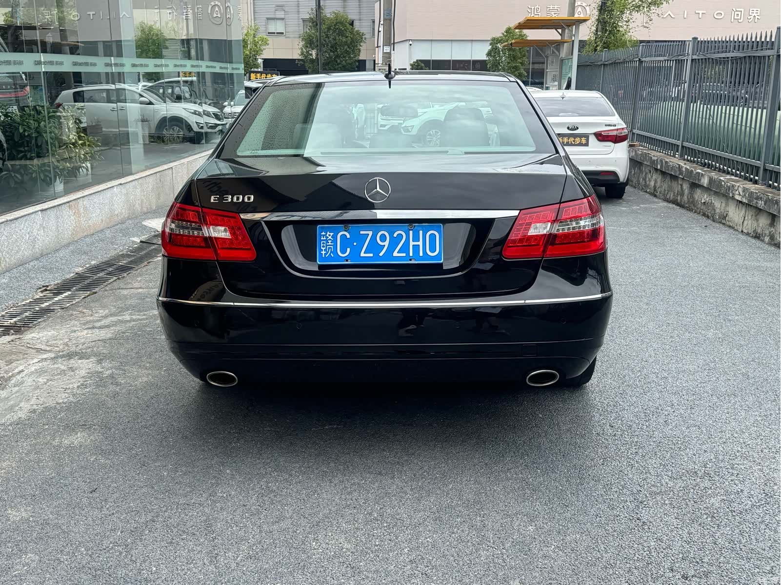 Mercedes-Benz E-Class, 2011 4